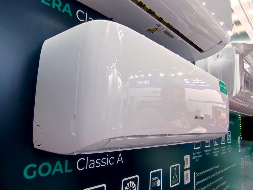 Кондиционер Hisense AS-12HW4RLRCA01A