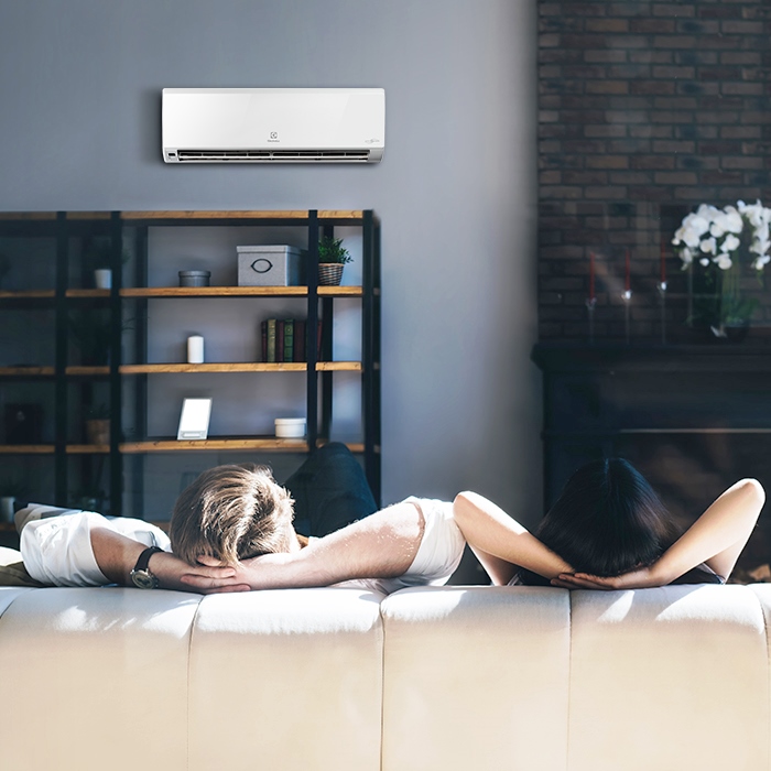 Комфорт с Electrolux EACS/I-09HP/N8_23Y